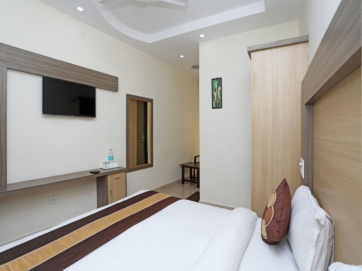 Hotel Kss Inn Doiwāla Dış mekan fotoğraf
