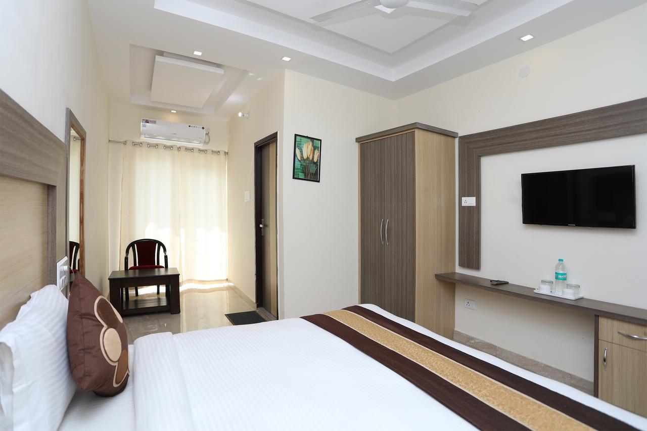 Hotel Kss Inn Doiwāla Dış mekan fotoğraf