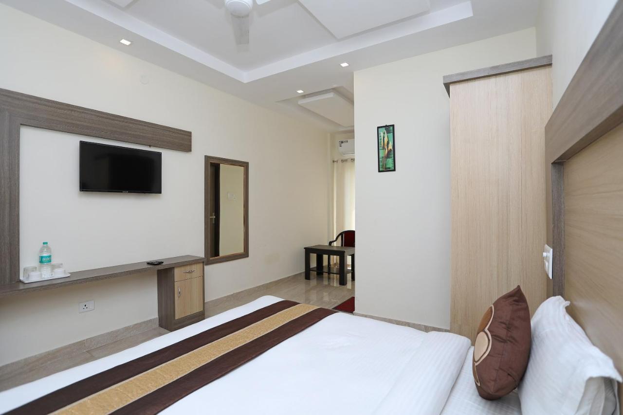 Hotel Kss Inn Doiwāla Dış mekan fotoğraf